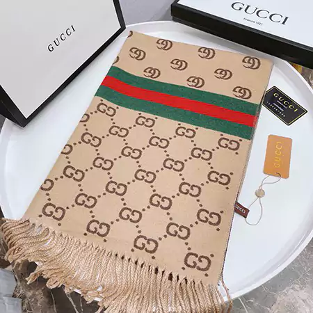 GUCCI マフラー 高級